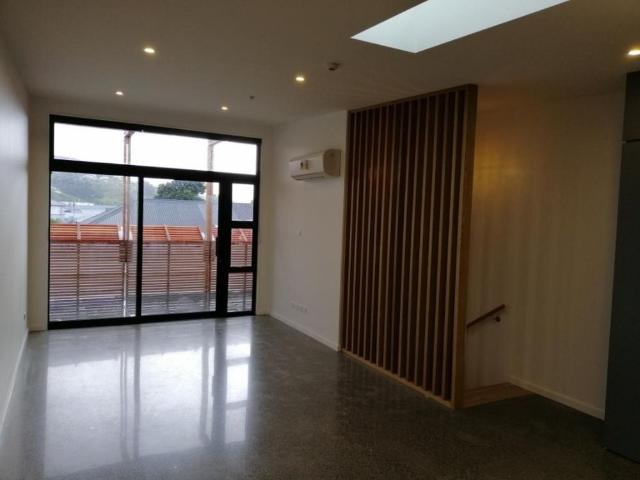 Apartment for rent in Days Bay, Wellington