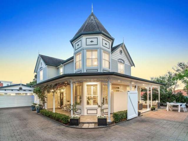 House for sale in Devonport