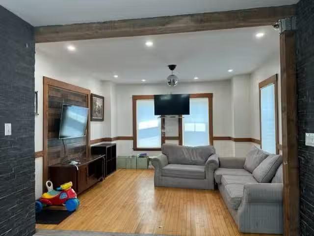 House for rent in Framingham