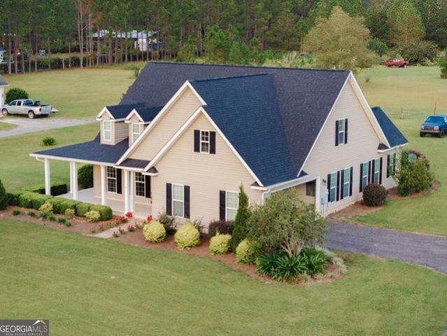 House for sale in Pierce, Georgia