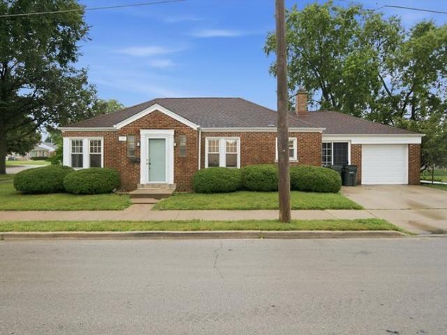 House for sale in Brookfield, Illinois