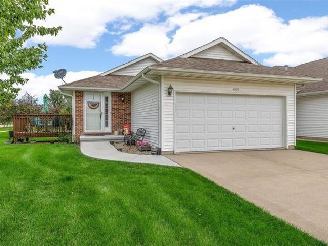 Condo for sale in Linn, Iowa