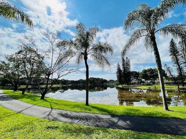 Condo for sale in Coconut Creek, Florida