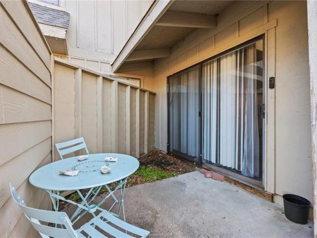 Townhouse for sale in Bryan, Texas