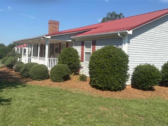 House for sale in East Bend, North Carolina