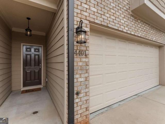 Townhouse for sale in Lilburn, Gwinnett County
