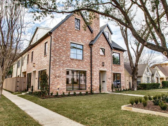 Duplex for rent in Texas