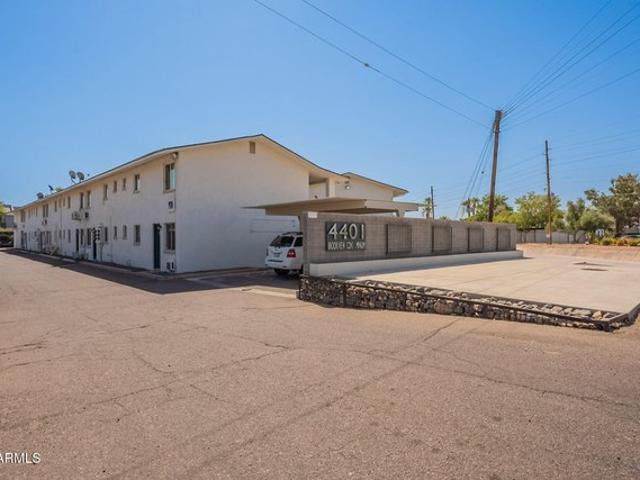 Townhouse for sale in Laveen, Arizona