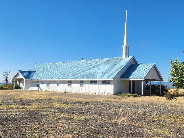House for sale in Shasta, California
