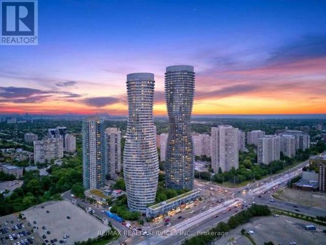 Condo for sale in City Centre, Mississauga