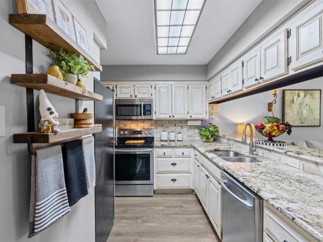 Townhouse for sale in Granbury