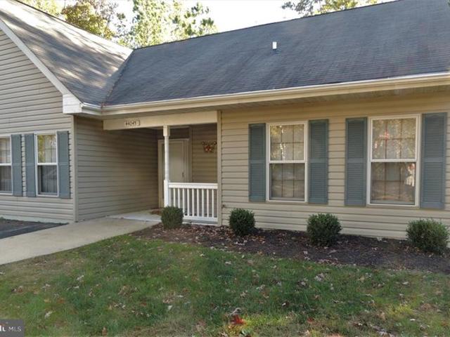 Townhouse for sale in California, Maryland