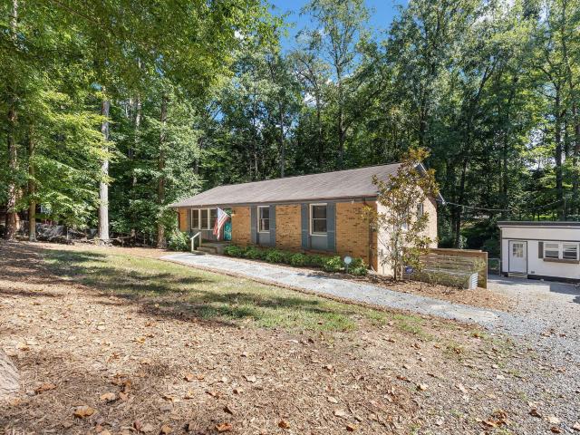 House for sale in Spring Valley, Durham