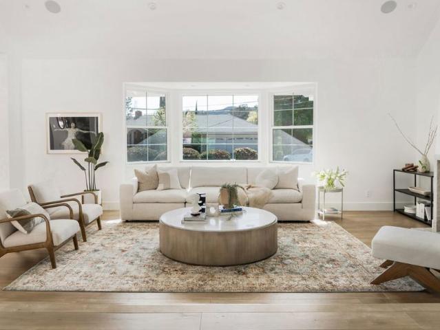 Property for rent in Encino Neighborhood Council District, Canoga Park
