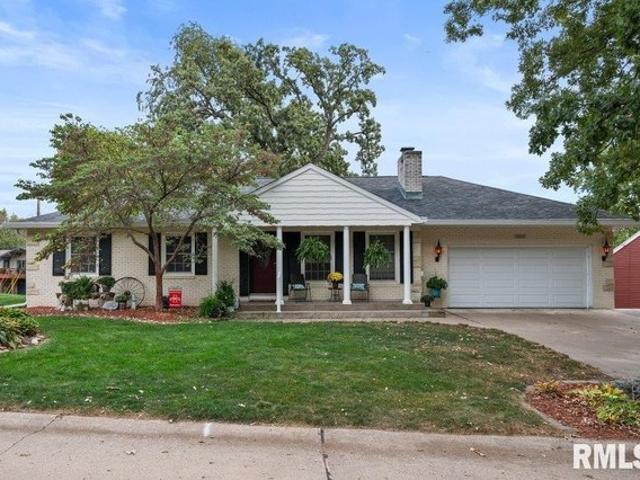 House for sale in Davenport, Iowa