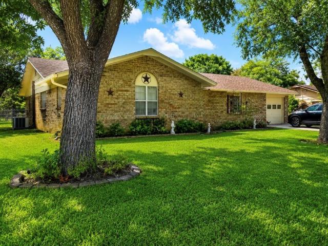 House for sale in Brownwood, Texas
