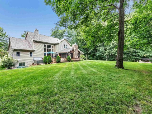 House for sale in Suamico, Wisconsin