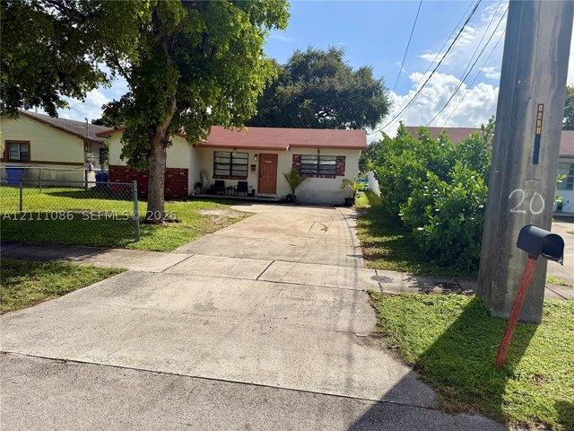 House for sale in Carver Ranches, West Park