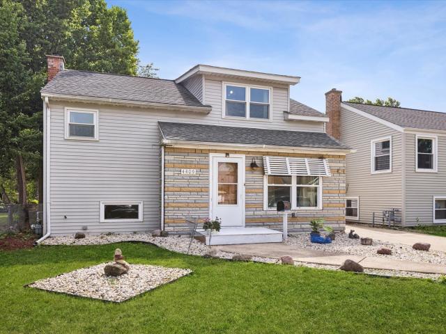 House for sale in Lyons, Illinois