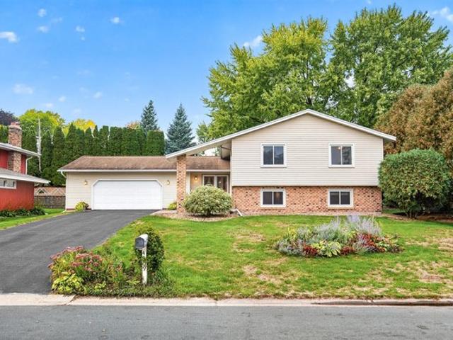 House for sale in New Hope, Hennepin County