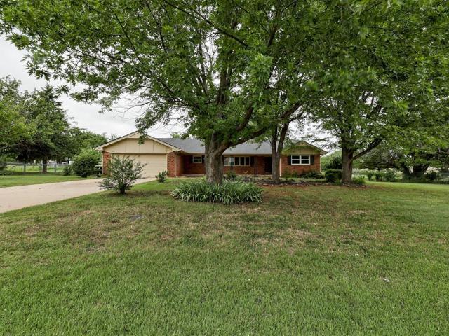 House for sale in Piedmont, Oklahoma