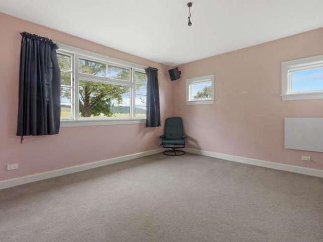 House for sale in Otakou
