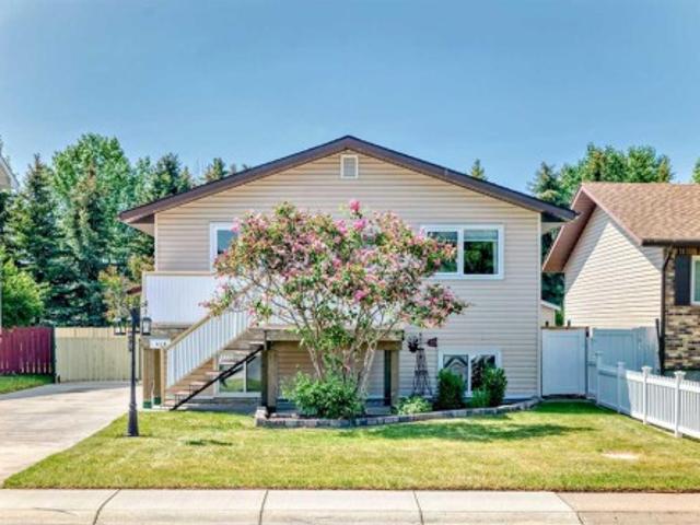 House for sale in Airdrie, Alberta
