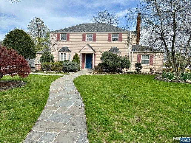House for sale in River Edge, New Jersey