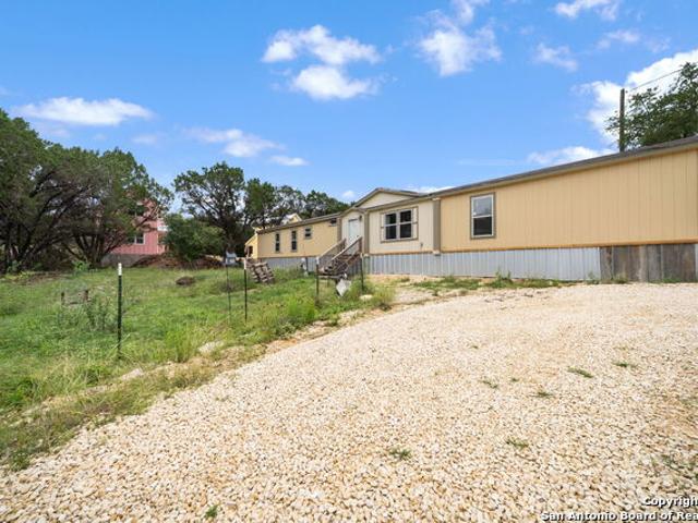 House for sale in Bandera House for sale in Bandera