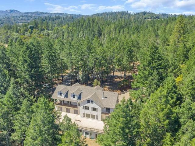 House for sale in Angwin, California