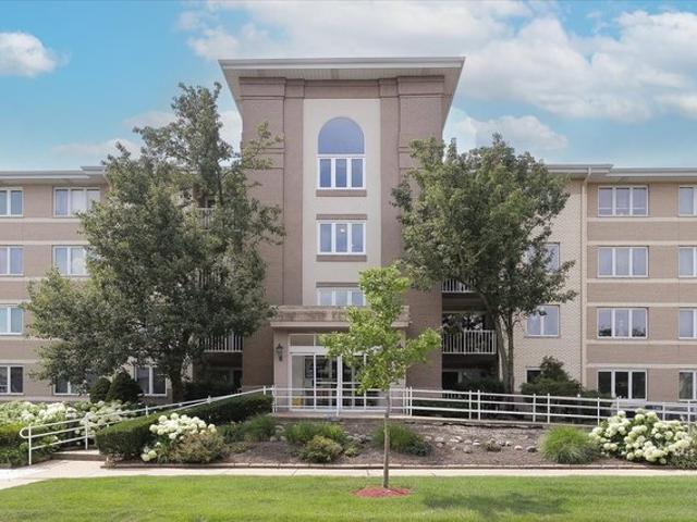 Condo for sale in Wood Dale, Illinois