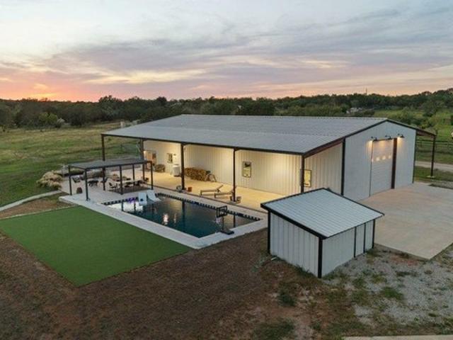 House for sale in Spicewood, Texas