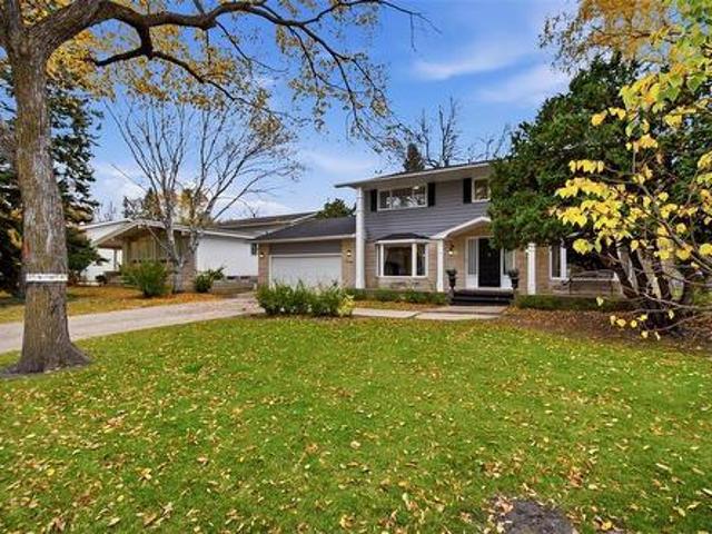 House for sale in Tuxedo, Winnipeg
