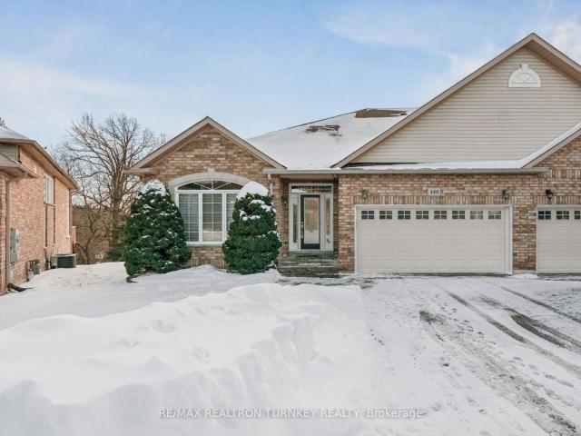 Apartment for sale in York, Ontario