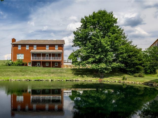 House for sale in Laughlintown, Pennsylvania