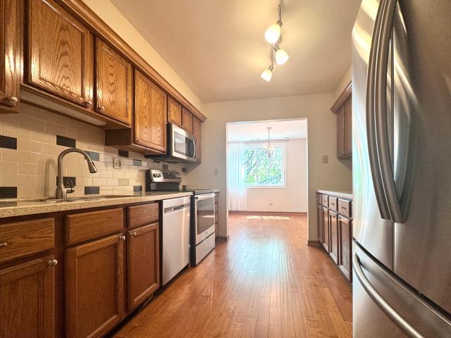 Condo for sale in Glen Ellyn, Illinois