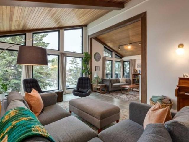 House for sale in Ranchlands, Calgary