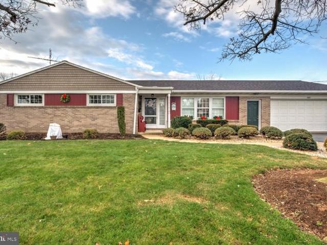 House for sale in New Holland, Pennsylvania