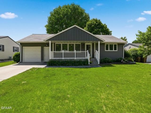 House for sale in East Grand Forks, Minnesota