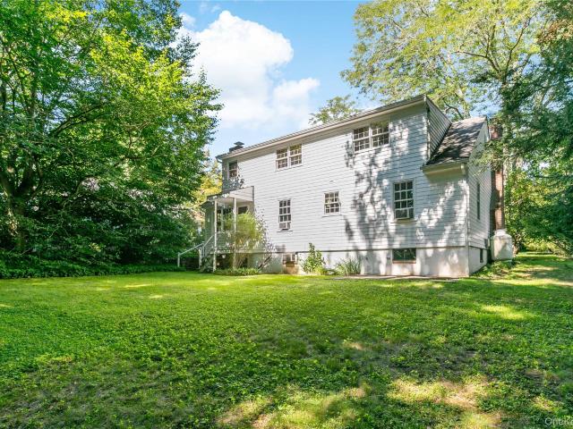 House for sale in Millwood, New York