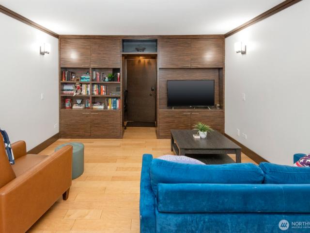 Condo for sale in Tacoma, Washington