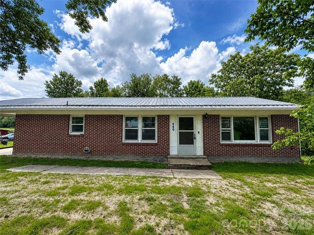 House for sale in Spruce Pine, North Carolina