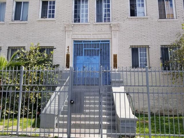 Apartment for rent in Canoga Park, California