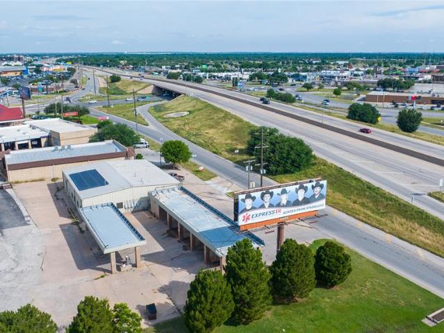 Commercial for sale in Taylor, Texas