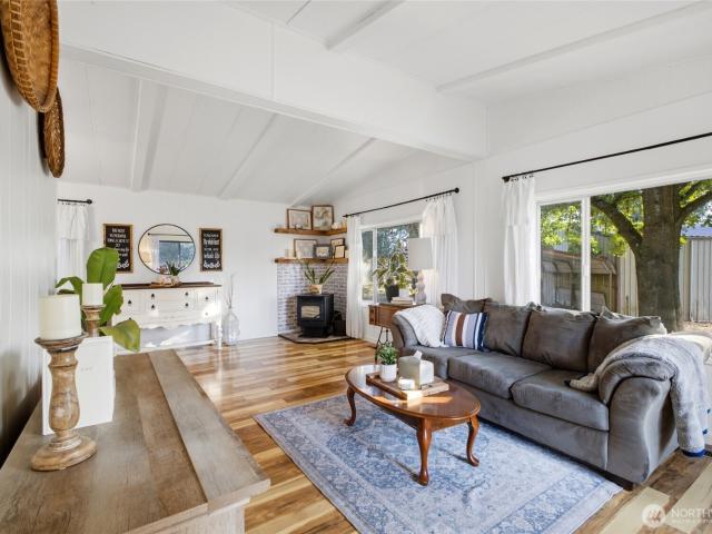 House for sale in Enumclaw, Washington