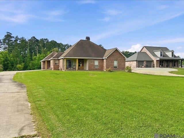 House for sale in Saint Amant, Louisiana