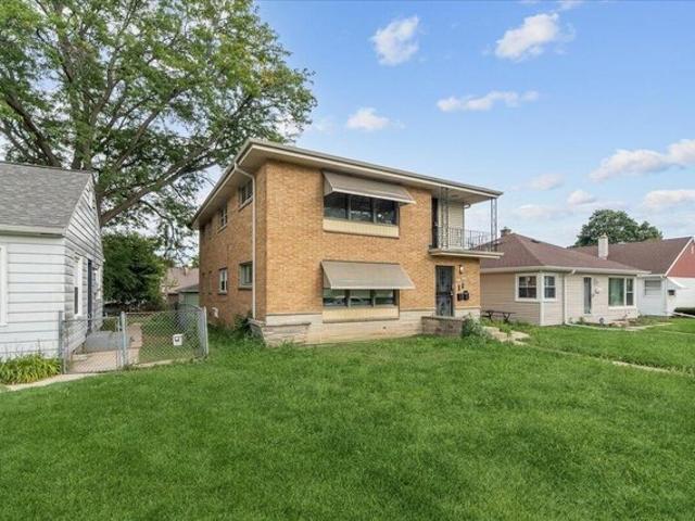 House for sale in Milwaukee, Wisconsin
