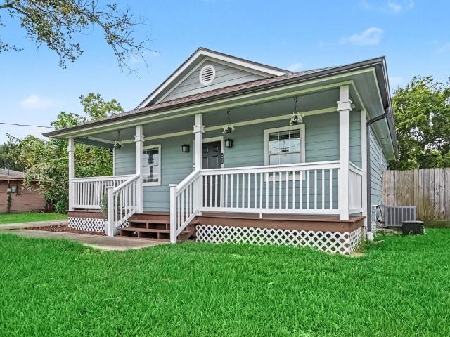 House for sale in Dickinson, Texas