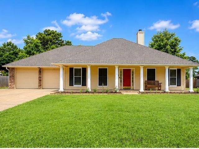 House for sale in Harrison, Texas