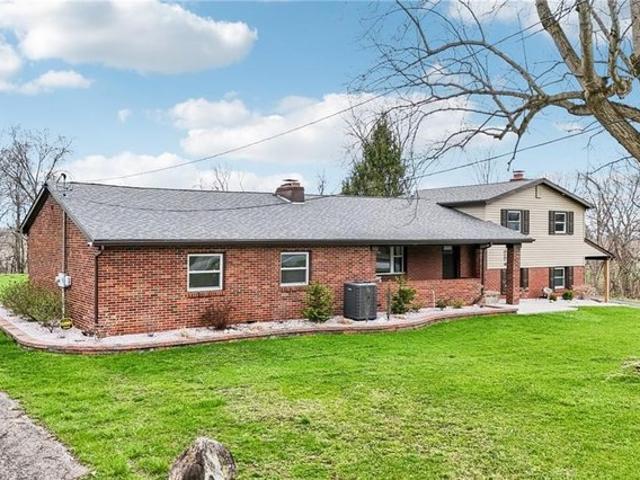 House for sale in Hillsville, Pennsylvania